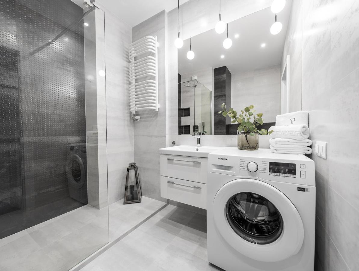 Apartamenty Tespis - Sokolska 30 Towers Katowice Luaran gambar